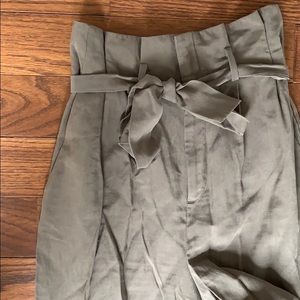 High waisted paper bag waist pant